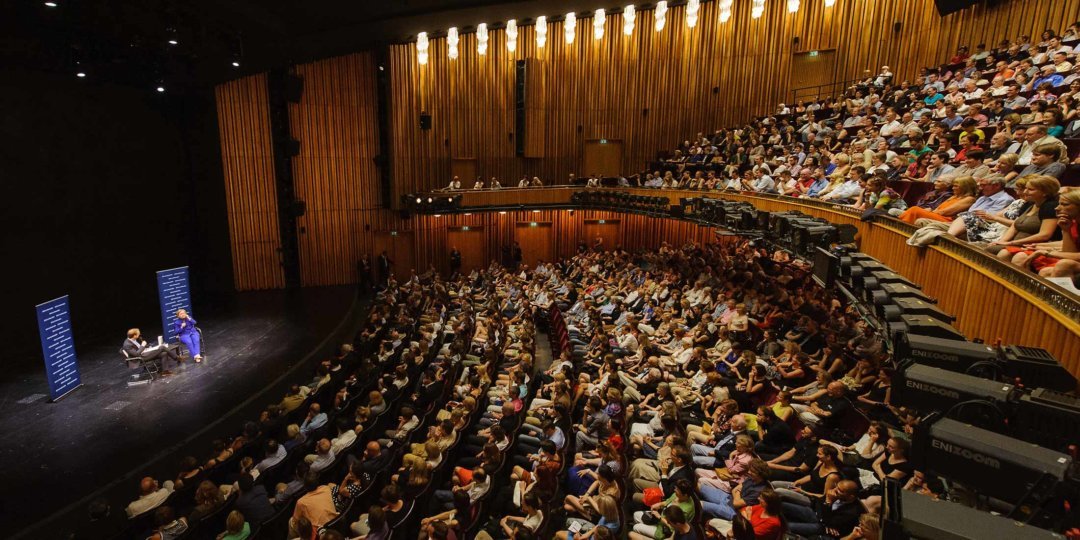 Das Publikum im Schiller Theater Berlin