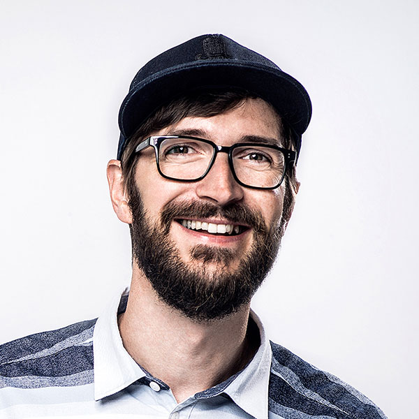 Portrait von Denis Bastelt
