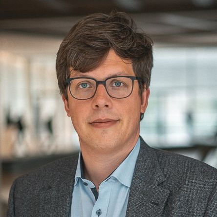 Dr. Lukas Koehler