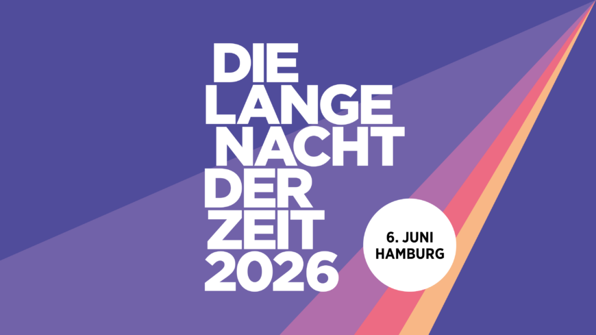 Das Logo der Langen Nacht der ZEIT in weiß auf buntem Hintergrund, die Strahlen haben die Farben Blau, Lila, Rosa und Pfirsich.