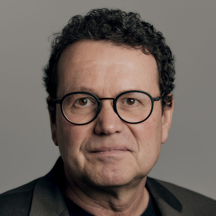 Stefan Willeke, mittelalter Mann mit braunen Haaren und Brille